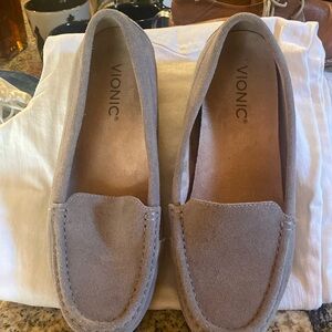 Vionic Debbie Loafer